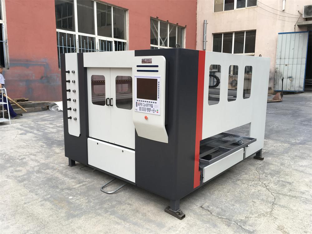 廣告字噴漆專用設備.jpg 廣告字噴漆專用設備.jpg