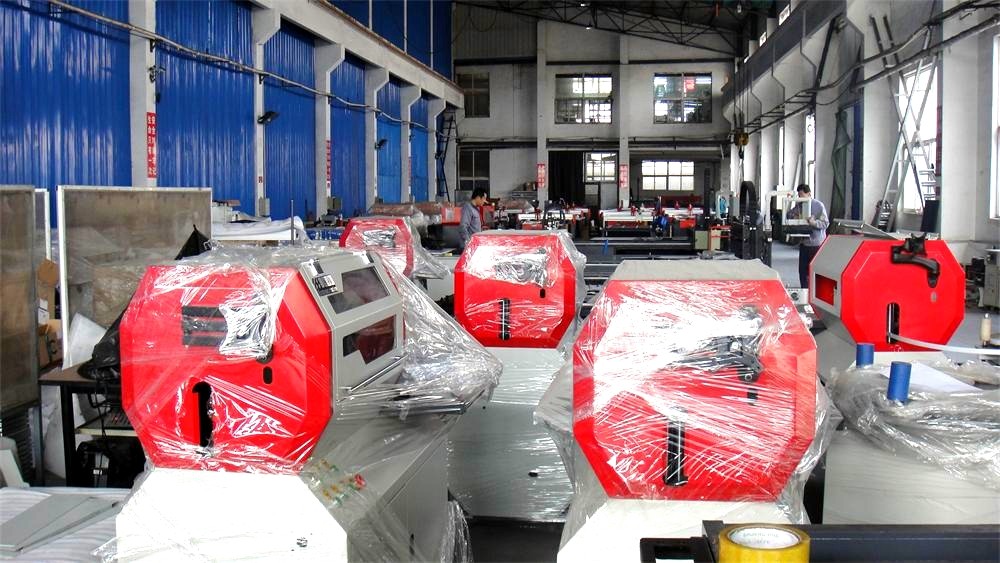 事事達(dá)數(shù)控圍字機(jī)廠家.jpg 事事達(dá)數(shù)控圍字機(jī)廠家.jpg